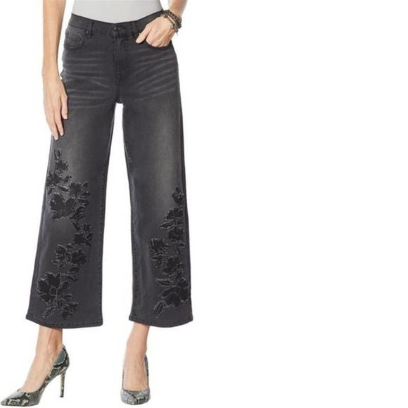 DG2 by Diane Gilman Wide Leg Crop Jeans Embroidered Frayed Hem Washed Black - Picture 10 of 11